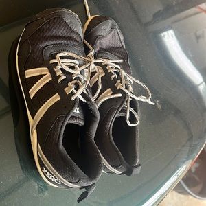 Xero Shoes W7.5